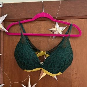 Knix Lace Deep-V bralette in emerald
